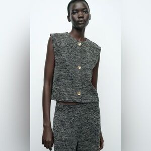 Chic Black and Gray Tweed Vest & Matching Pants